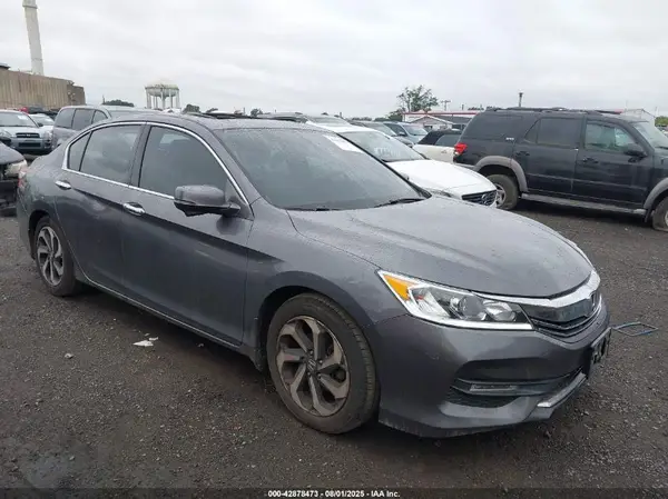 1HGCR3F83GA010013 2016 HONDA ACCORD - Image 1