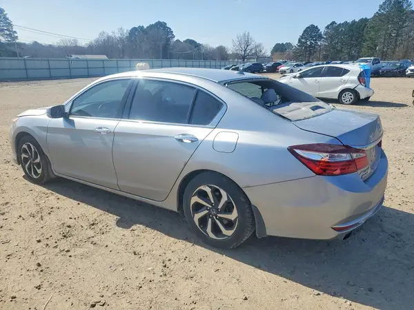 1HGCR3F83GA010528 2016 HONDA ACCORD - Image 2