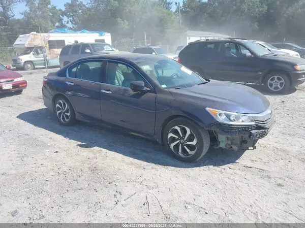 1HGCR3F83GA012313 2016 HONDA ACCORD - Image 1