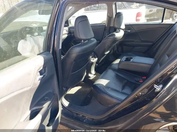1HGCR3F83GA017995 2016 HONDA ACCORD - Image 8