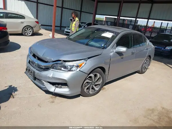 1HGCR3F83GA030648 2016 HONDA ACCORD - Image 2