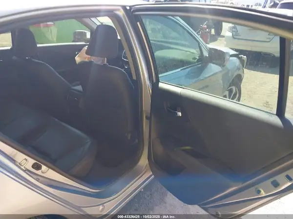 1HGCR3F83GA030648 2016 HONDA ACCORD - Image 8