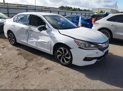 1HGCR3F83GA030844 2016 HONDA ACCORD