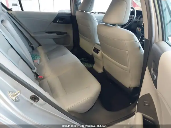 1HGCR3F83HA002138 2017 HONDA ACCORD - Image 8