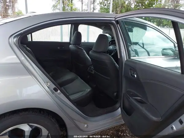1HGCR3F83HA008246 2017 HONDA ACCORD - Image 8