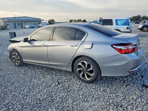 1HGCR3F83HA010045 2017 HONDA ACCORD - Image 2