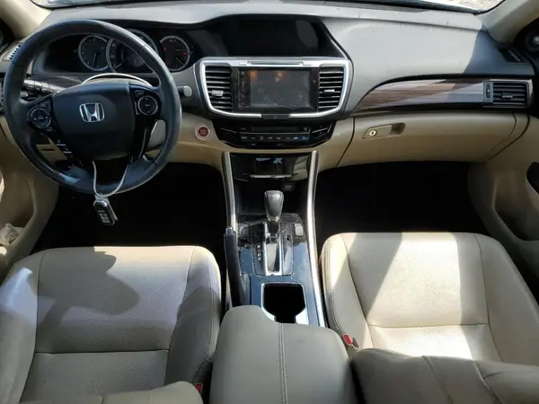 1HGCR3F83HA013818 2017 HONDA ACCORD - Image 8