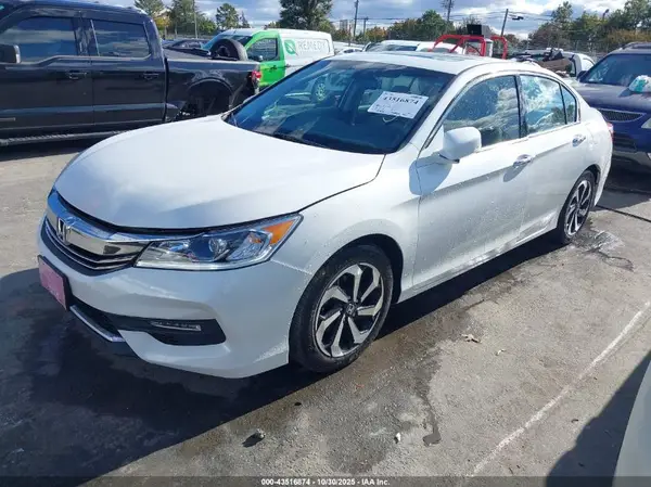 1HGCR3F83HA014273 2017 HONDA ACCORD - Image 2