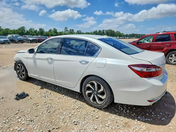 1HGCR3F83HA019134 2017 HONDA ACCORD - Image 2