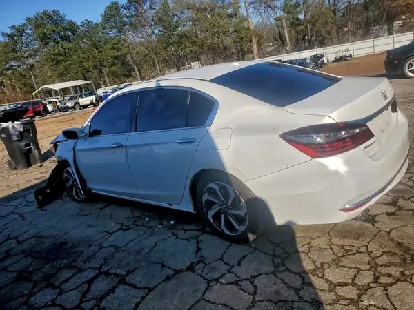 1HGCR3F83HA025175 2017 HONDA ACCORD - Image 2