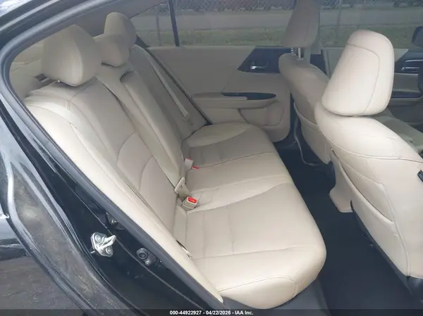 1HGCR3F83HA028514 2017 HONDA ACCORD - Image 8