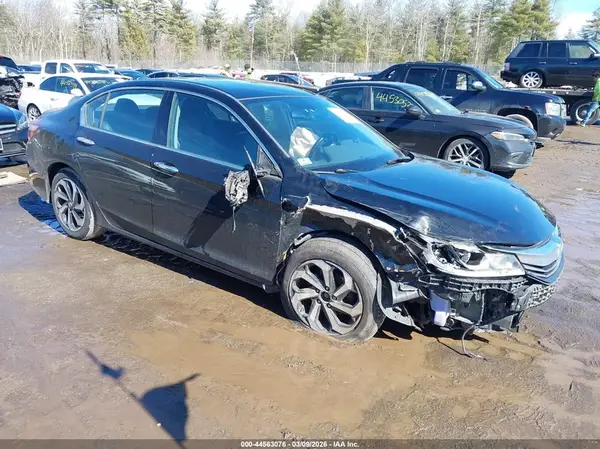 1HGCR3F83HA031154 2017 HONDA ACCORD - Image 1
