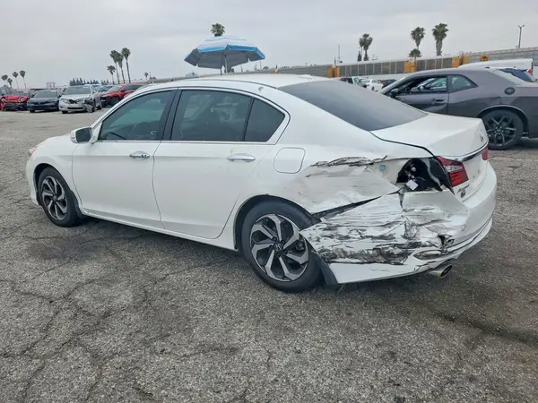 1HGCR3F83HA045099 2017 HONDA ACCORD - Image 2