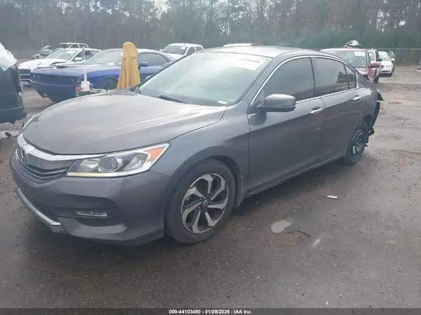 1HGCR3F84GA011204 2016 HONDA ACCORD - Image 2