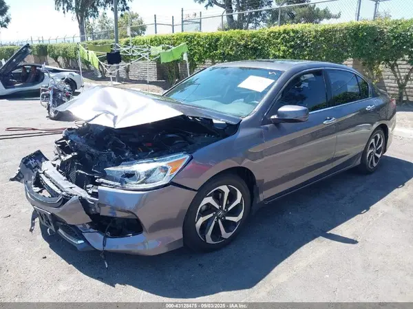 1HGCR3F84GA011686 2016 HONDA ACCORD - Image 2