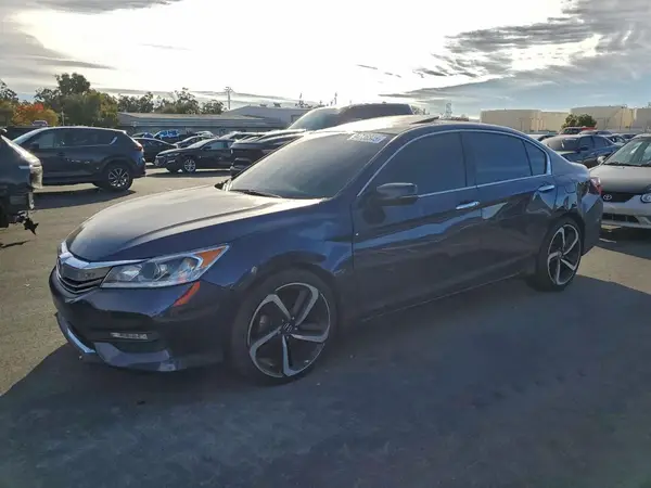 1HGCR3F84HA000284 2017 HONDA ACCORD