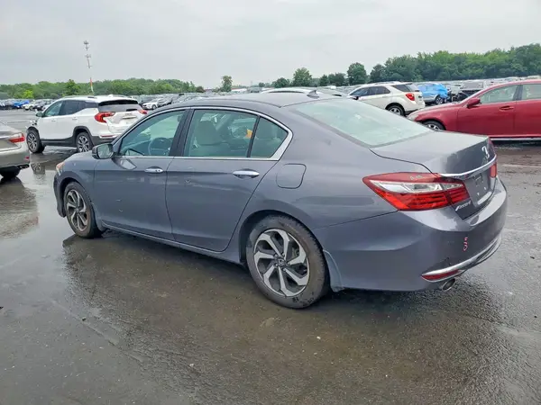 1HGCR3F84HA001077 2017 HONDA ACCORD - Image 2