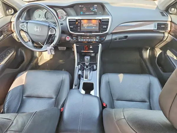 1HGCR3F84HA006103 2017 HONDA ACCORD - Image 8