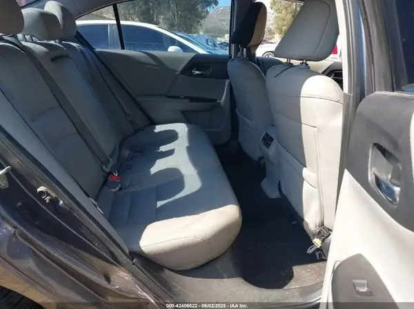 1HGCR3F84HA006439 2017 HONDA ACCORD - Image 8