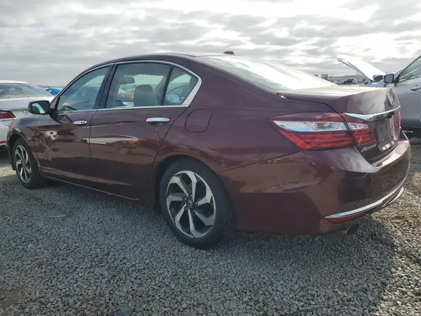 1HGCR3F84HA010622 2017 HONDA ACCORD - Image 2