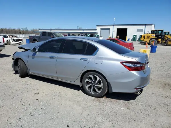 1HGCR3F84HA015870 2017 HONDA ACCORD - Image 2