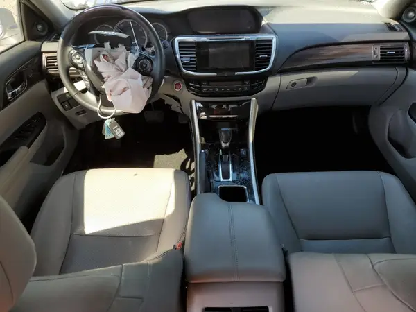 1HGCR3F84HA015870 2017 HONDA ACCORD - Image 8