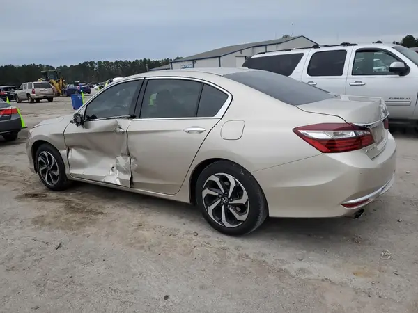 1HGCR3F84HA020910 2017 HONDA ACCORD - Image 2