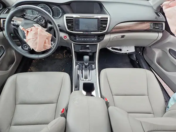 1HGCR3F84HA024147 2017 HONDA ACCORD - Image 8