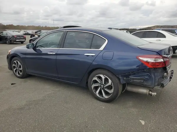 1HGCR3F84HA025007 2017 HONDA ACCORD - Image 2