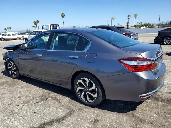 1HGCR3F84HA032460 2017 HONDA ACCORD - Image 2