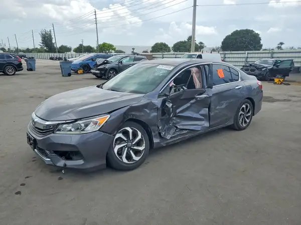 1HGCR3F84HA035004 2017 HONDA ACCORD - Image 1
