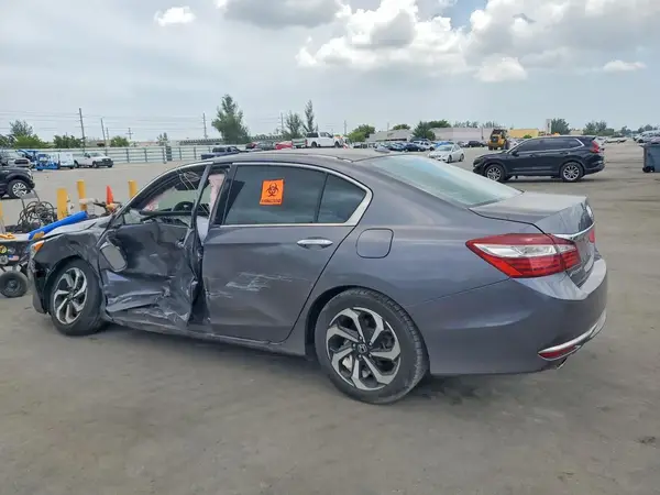 1HGCR3F84HA035004 2017 HONDA ACCORD - Image 2