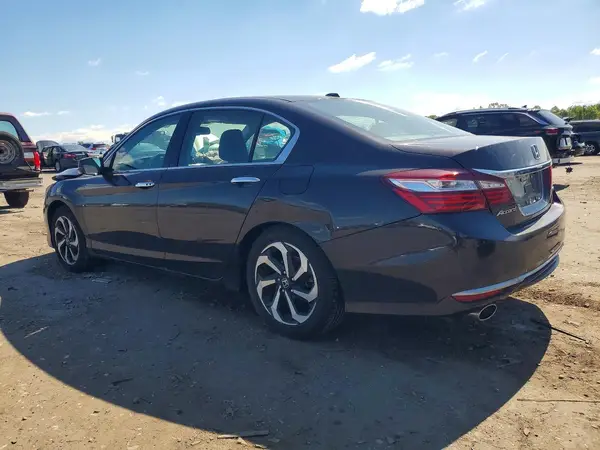 1HGCR3F84HA038677 2017 HONDA ACCORD - Image 2
