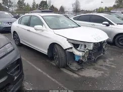 1HGCR3F84HA045094 2017 HONDA ACCORD
