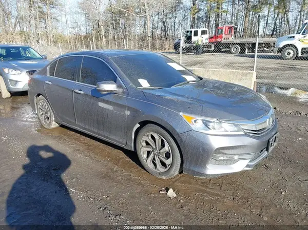 1HGCR3F85GA002446 2016 HONDA ACCORD - Image 1