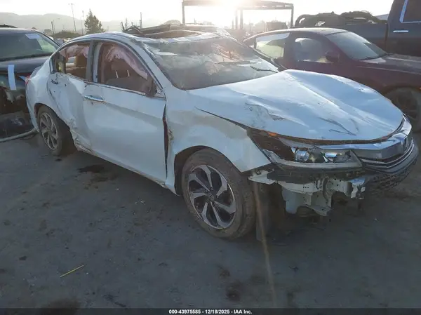 1HGCR3F85GA004925 2016 HONDA ACCORD - Image 1