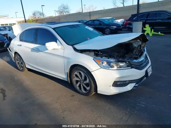 1HGCR3F85GA014581 2016 HONDA ACCORD - Image 1