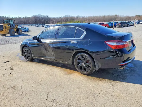 1HGCR3F85HA001945 2017 HONDA ACCORD - Image 2