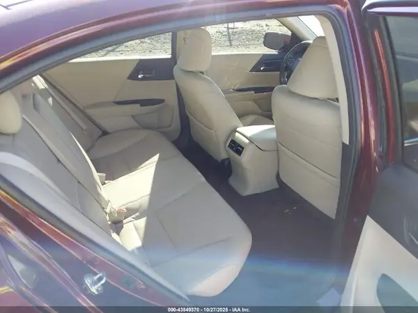 1HGCR3F85HA011035 2017 HONDA ACCORD - Image 8