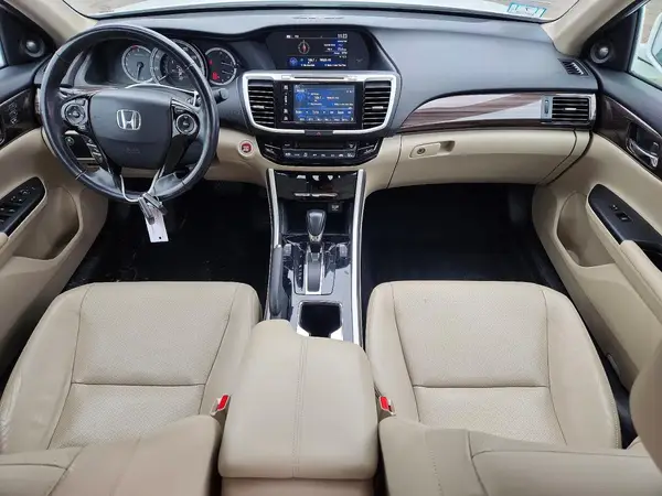 1HGCR3F85HA013464 2017 HONDA ACCORD - Image 8