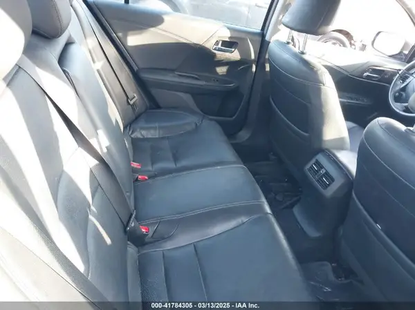 1HGCR3F85HA015554 2017 HONDA ACCORD - Image 8
