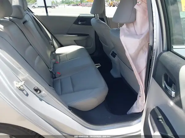 1HGCR3F85HA016025 2017 HONDA ACCORD - Image 8