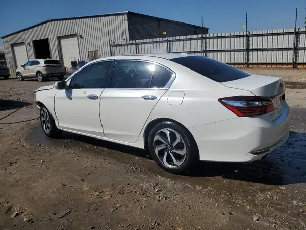 1HGCR3F85HA016333 2017 HONDA ACCORD - Image 2