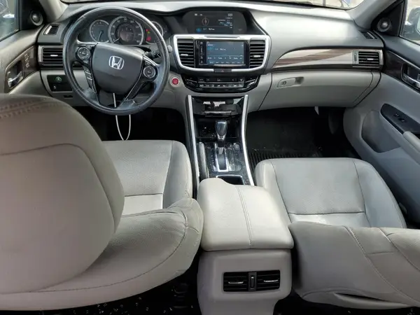 1HGCR3F85HA019202 2017 HONDA ACCORD - Image 8