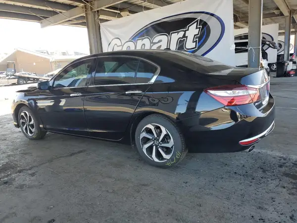 1HGCR3F85HA023010 2017 HONDA ACCORD - Image 2