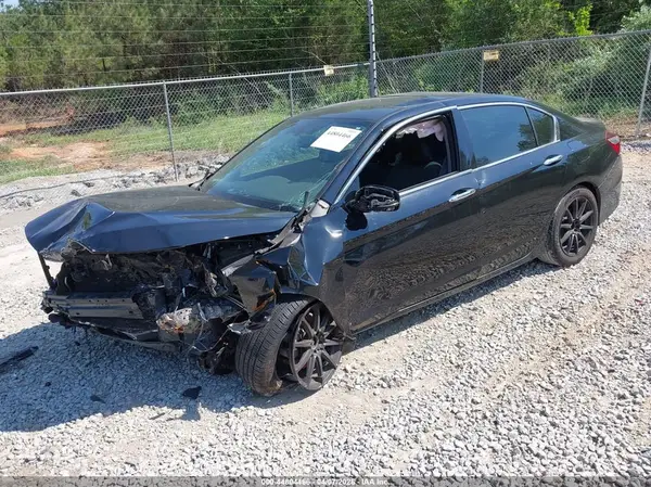 1HGCR3F85HA031818 2017 HONDA ACCORD - Image 2
