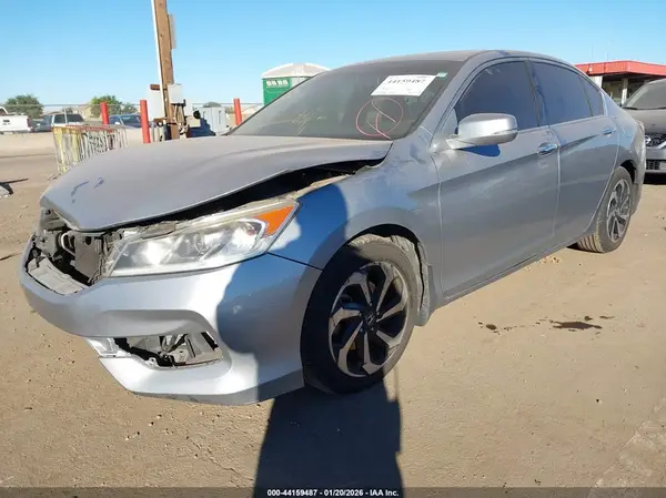 1HGCR3F85HA032449 2017 HONDA ACCORD - Image 2