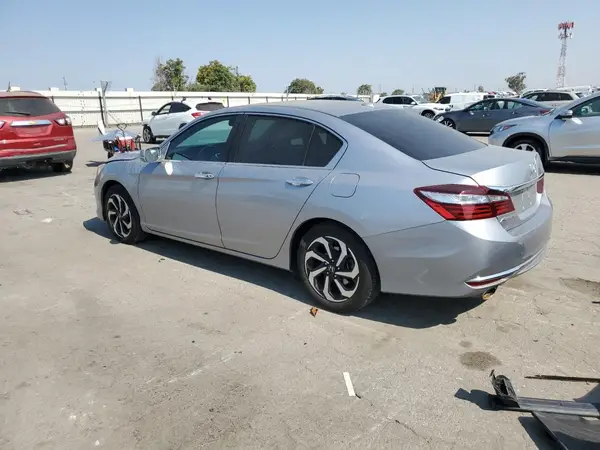 1HGCR3F85HA036002 2017 HONDA ACCORD - Image 2