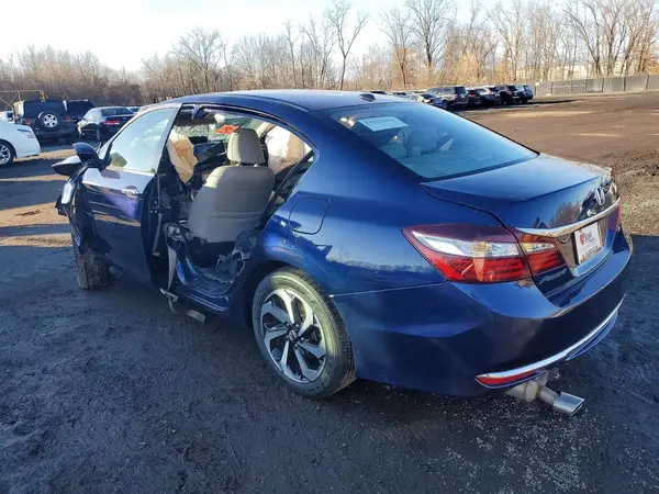 1HGCR3F85HA044231 2017 HONDA ACCORD - Image 2