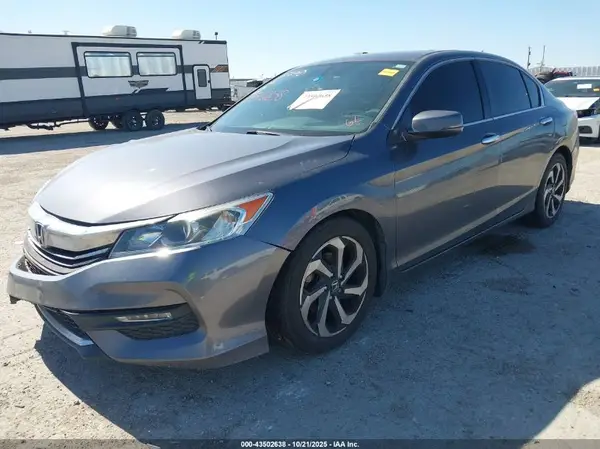 1HGCR3F86GA002262 2016 HONDA ACCORD - Image 2